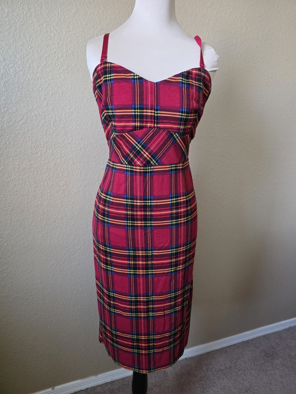 Torrid x Betsey Johnson Dress Red Tartan Ponte Strapless Sweetheart Sheath 10